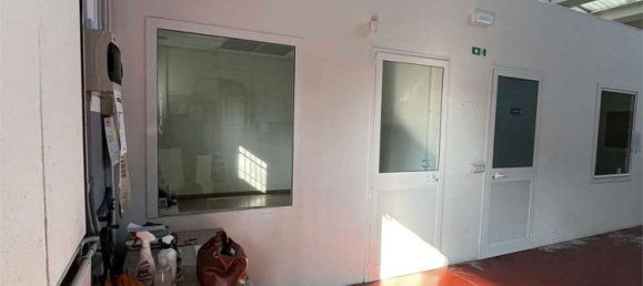 Lagerhaus in Modena, Italy 170m², Nr. 372201 13