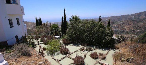 3 bedrooms Villa in Malaga, Spain No. 58842 9