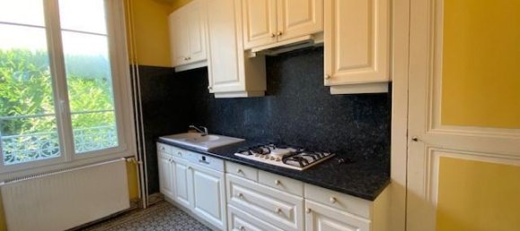 3 Schlafzimmer Haus in Chateau-Thierry, France, Nr. 69694 9