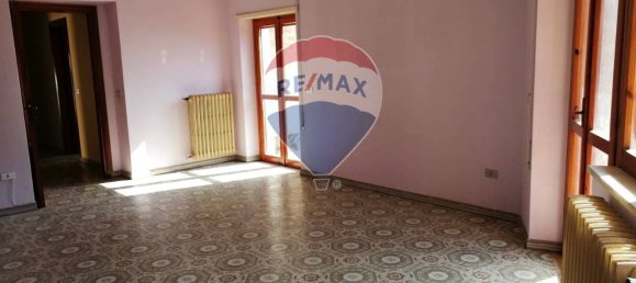 4 rooms Apartment in Castelforte, Italy No. 140898 6