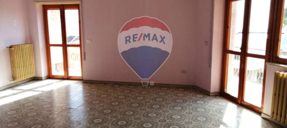 4 rooms Apartment in Castelforte, Italy No. 140898 9