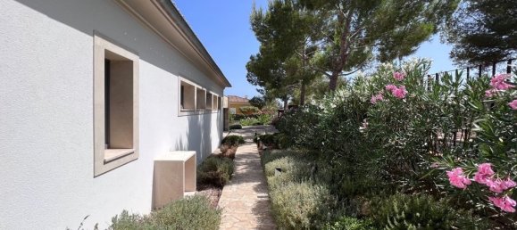 4 bedrooms Villa in Sol De Mallorca, Spain No. 14721 20