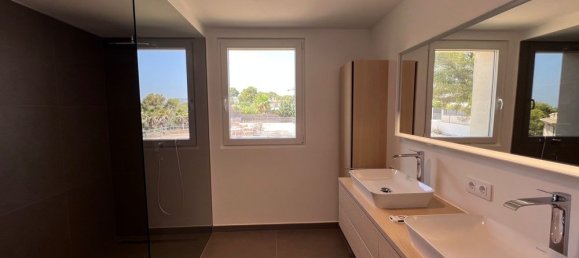 4 bedrooms Villa in Sol De Mallorca, Spain No. 14721 13