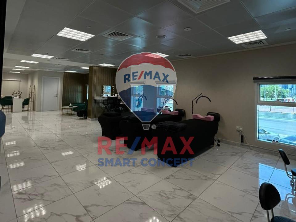 Laden in Hamdan Street, UAE 170m², Nr. 25870