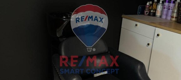 Laden in Hamdan Street, UAE 170m², Nr. 25870 7