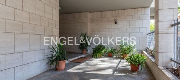 3 Schlafzimmer Wohnung in Rome, Italy, Nr. 335478 14