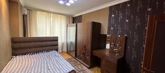 Apartamento de 3 dormitorios en Nasimi, Azerbaijan No. 1347 4