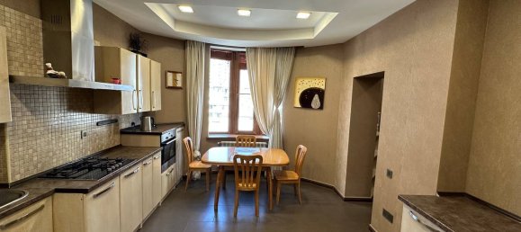 Apartamento de 3 dormitorios en Nasimi, Azerbaijan No. 1347 16
