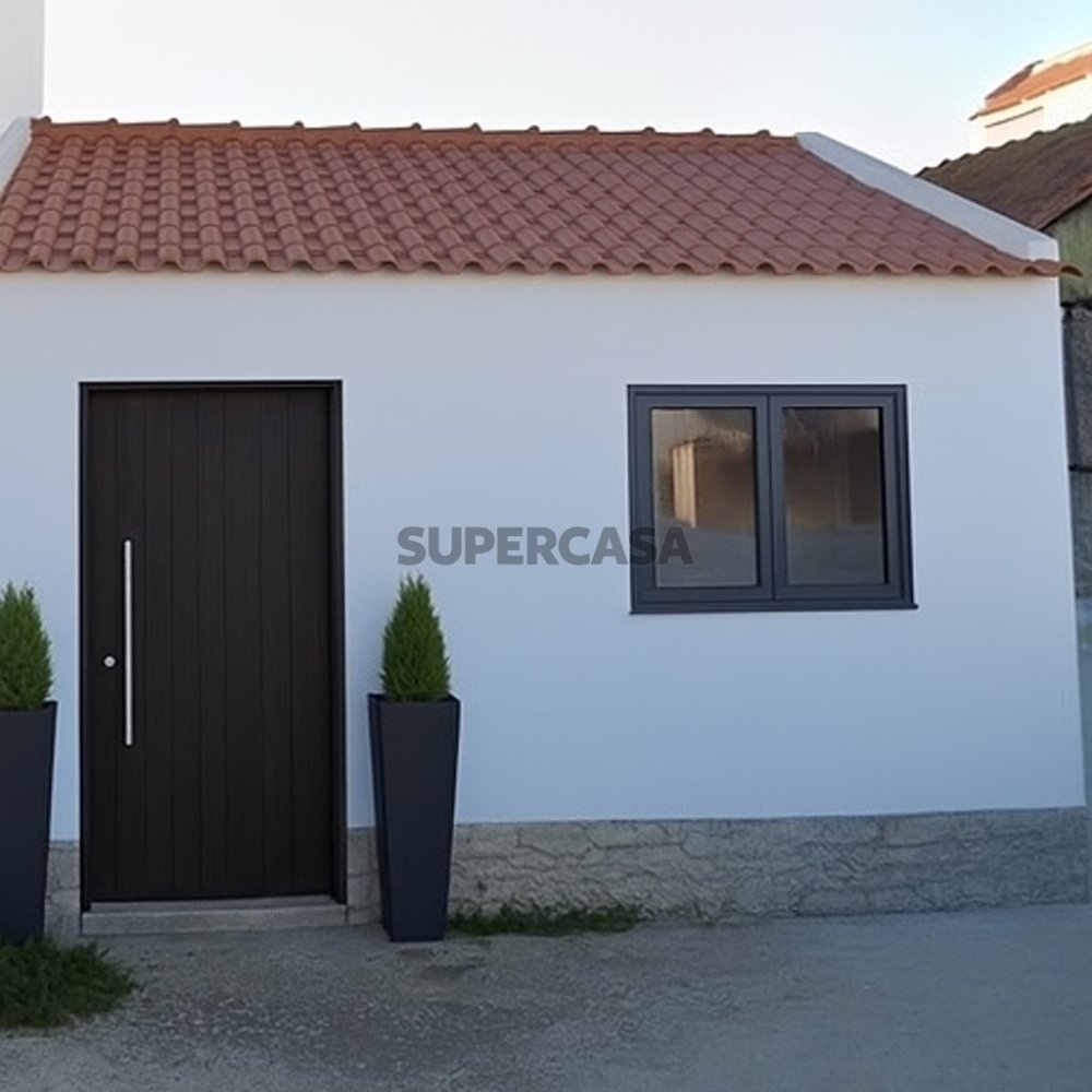 56m² Garage in Salvaterra de Magos, Portugal No. 322910