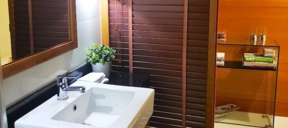 2 bedrooms Condo in Bangkok, Thailand No. 2655 4