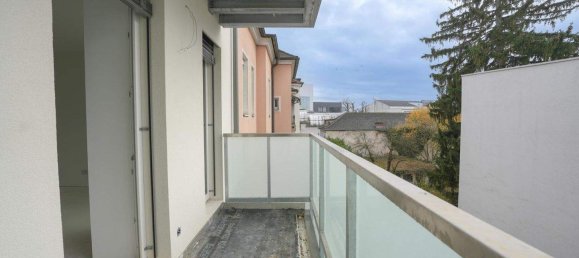 3 rooms Apartment in Wels, Austria No. 126789 10