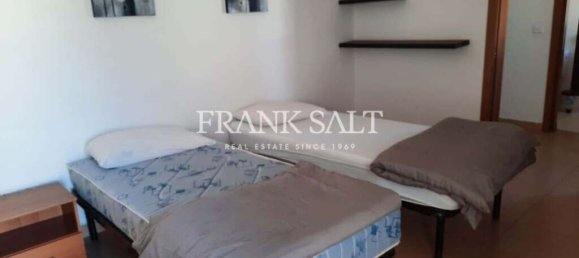 Ático de 1 dormitorio en Saint Julian's, Malta No. 6936 6