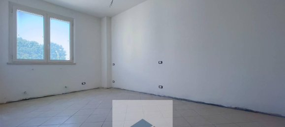 Apartamento de 5 habitaciónes en Osimo, Italy No. 125943 11