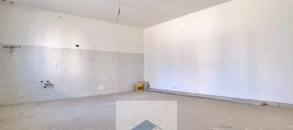 Apartamento de 5 habitaciónes en Osimo, Italy No. 125943 17