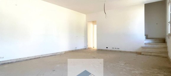 Apartamento de 5 habitaciónes en Osimo, Italy No. 125943 16