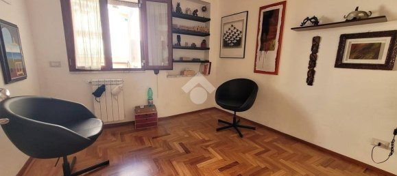 3 bedrooms Penthouse in Naples, Italy No. 320415 18