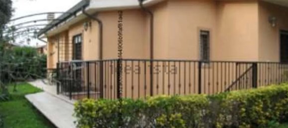 4 Schlafzimmer Haus in Pomezia, Italy, Nr. 325132 4