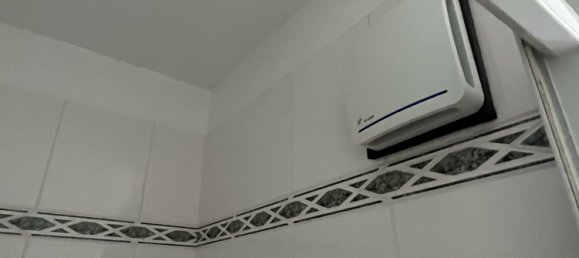 4 rooms Building in Lille, France No. 157020 2