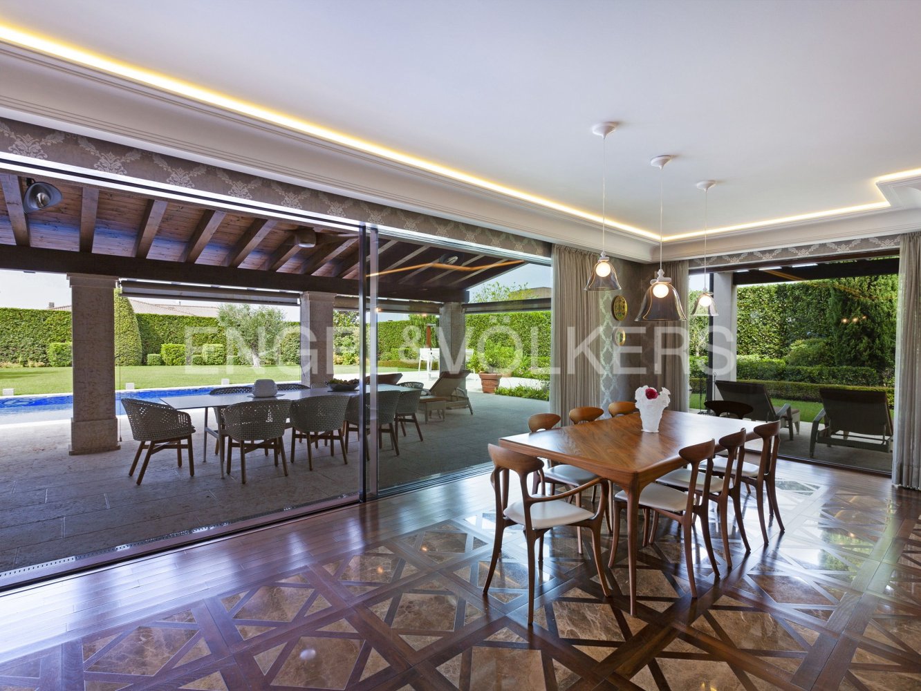 4 bedrooms Villa in Bardolino, Italy No. 102159