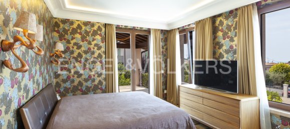 4 bedrooms Villa in Bardolino, Italy No. 102159 8