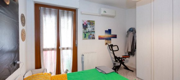 Apartamento de 2 dormitorios en Rivolta d'Adda, Italy No. 119503 21