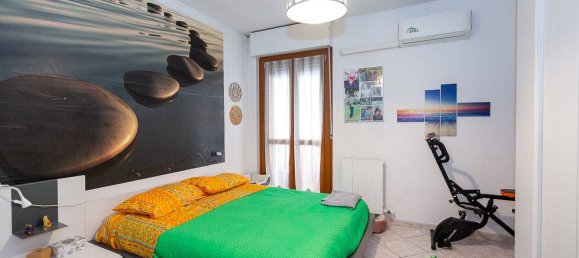 Apartamento de 2 dormitorios en Rivolta d'Adda, Italy No. 119503 18