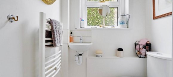 3 bedrooms House in Gloucester, United Kingdom No. 13651 18