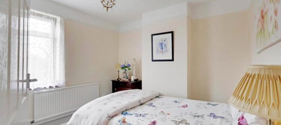 3 bedrooms House in Gloucester, United Kingdom No. 13651 3