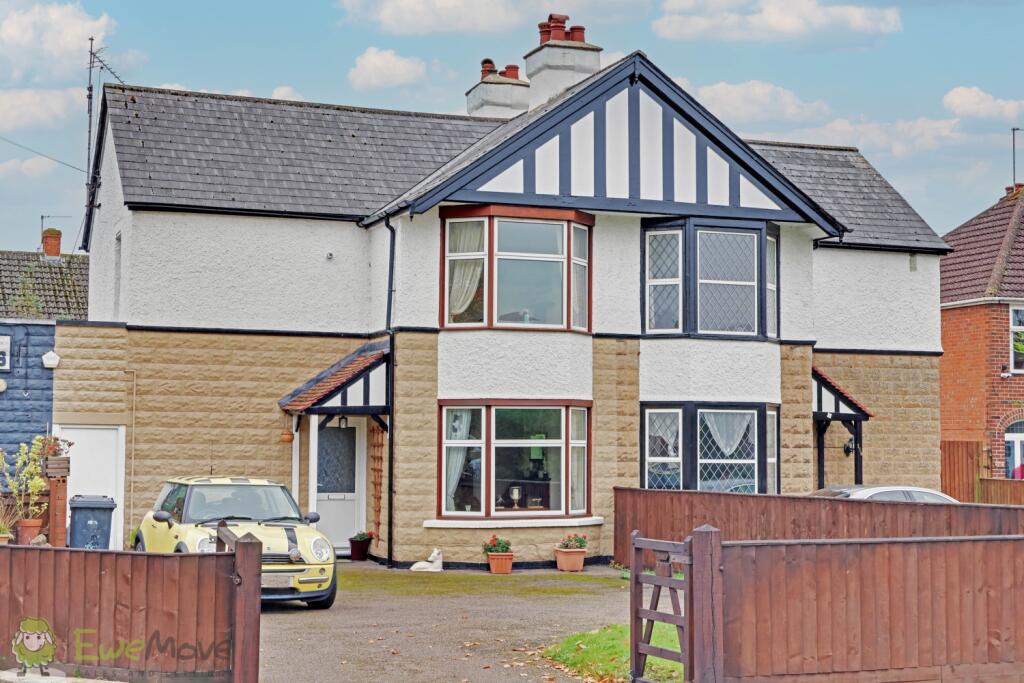 3 bedrooms House in Gloucester, United Kingdom No. 13651