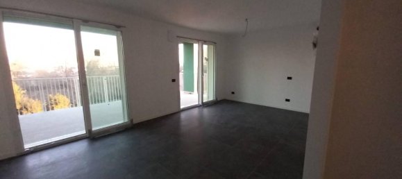 Apartamento de 3 divisões em Seriate, Italy N.º 32942 2