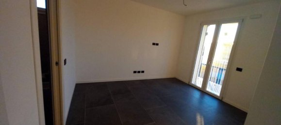 Apartamento de 3 divisões em Seriate, Italy N.º 32942 21