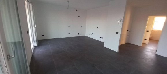 Apartamento de 3 divisões em Seriate, Italy N.º 32942 12