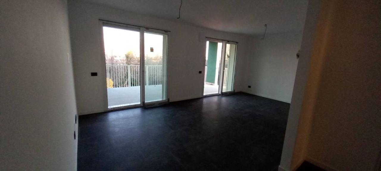 Apartamento de 3 divisões em Seriate, Italy N.º 32942