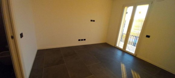 Apartamento de 3 divisões em Seriate, Italy N.º 32942 20