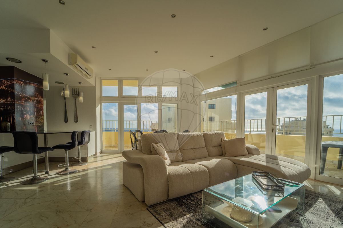 Apartamento T3 em Armação de Pêra, Portugal N.º 131731