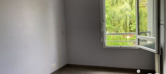 3 rooms Apartment in Neuilly-sur-Marne, France No. 314357 10