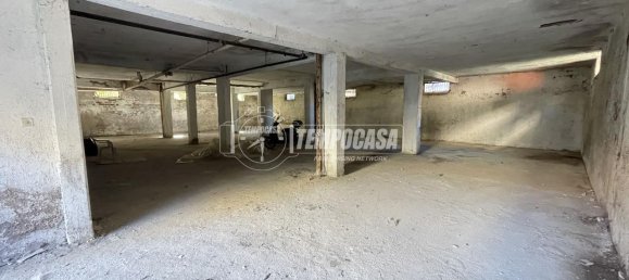 1 room Garage in Rome, Italy No. 156192 4