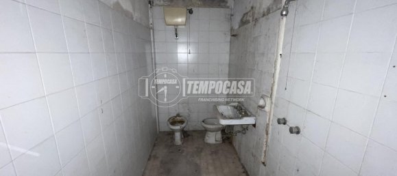 1 room Garage in Rome, Italy No. 156192 11