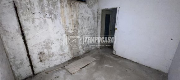 1 room Garage in Rome, Italy No. 156192 14