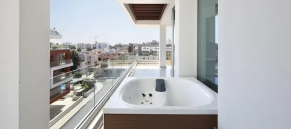 3 bedrooms Apartment in Germasogeia, Cyprus No. 3667 9