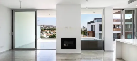 3 bedrooms Apartment in Germasogeia, Cyprus No. 3667 2