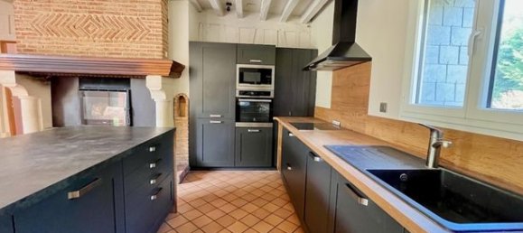 5 bedrooms House in Seine-Maritime, France No. 353399 8