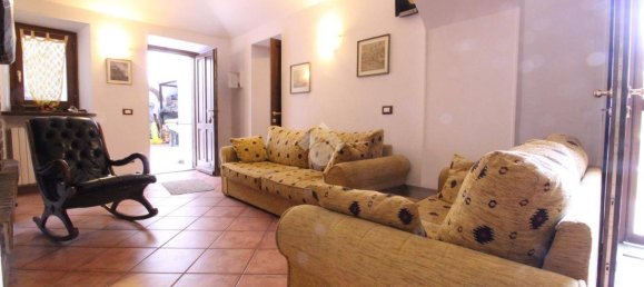 5 bedrooms House in Magnano, Italy No. 334024 4