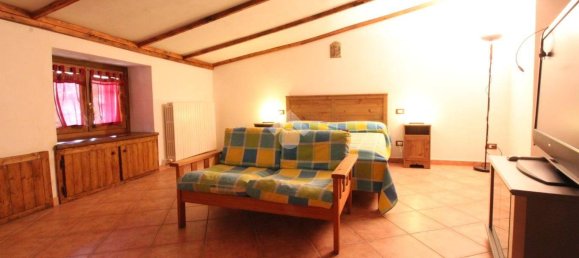 5 bedrooms House in Magnano, Italy No. 334024 28