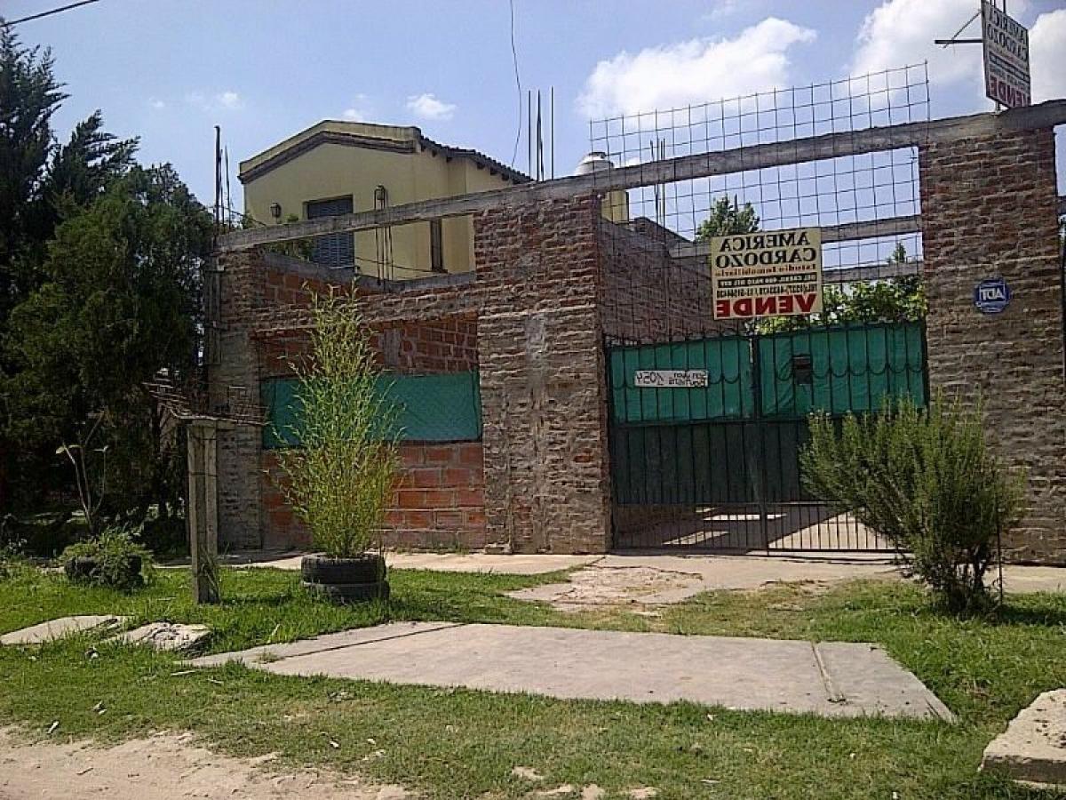 2 bedrooms House in Moreno, Argentina No. 61355