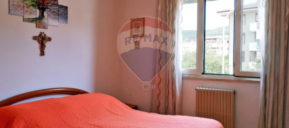 3 bedrooms House in Caserta, Italy No. 7596 21