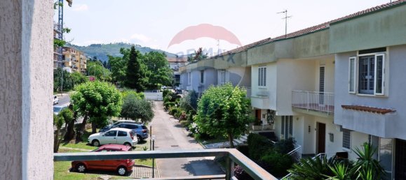 3 bedrooms House in Caserta, Italy No. 7596 19