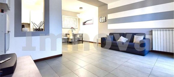 2 bedrooms Duplex in Barlassina, Italy No. 362178 2