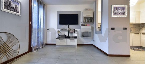 2 bedrooms Duplex in Barlassina, Italy No. 362178 3