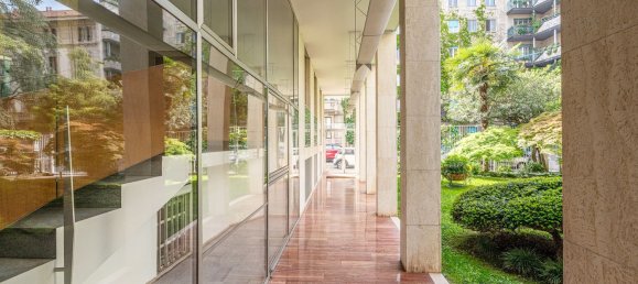 220m² Office in Milan, Italy No. 358984 18